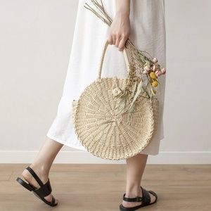 🆕️Sale💖Handmade Straw Braided Circular Bag